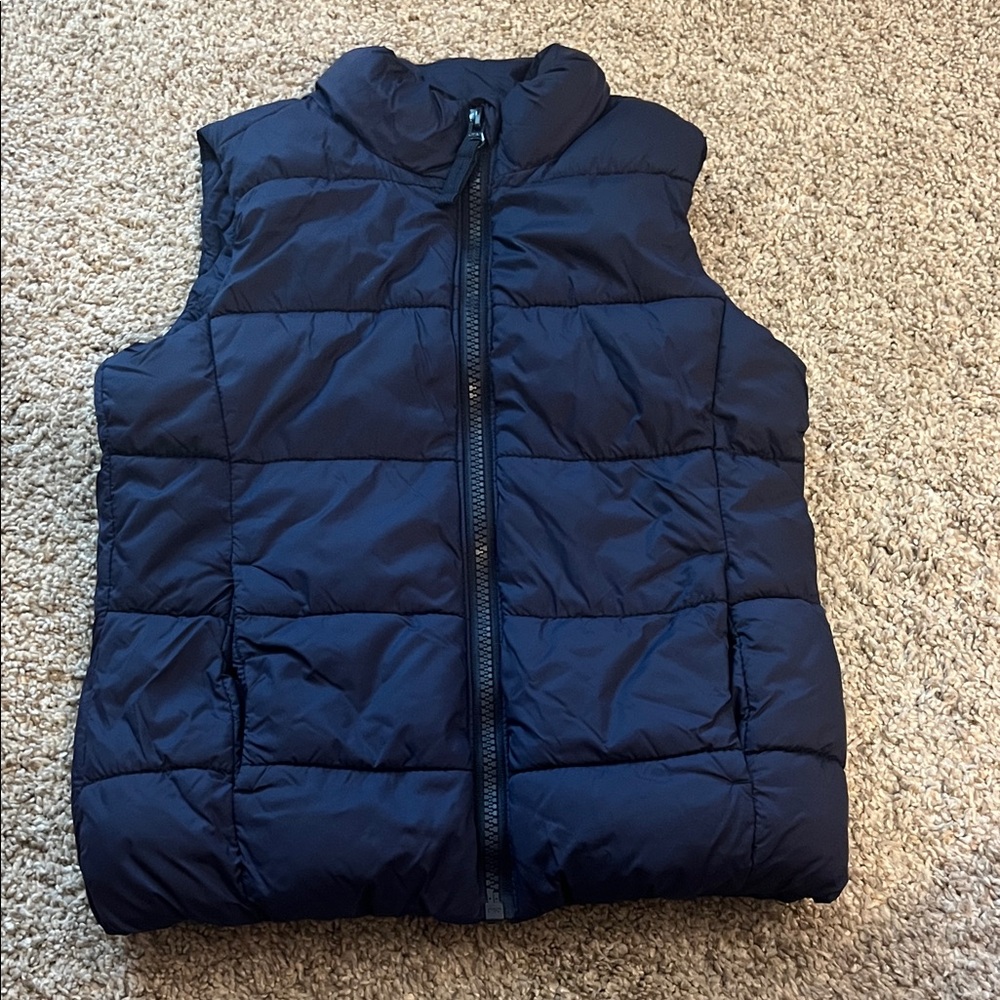 Kid’s size 5 (xs) Old Navy Dark Blue Quilted Vest